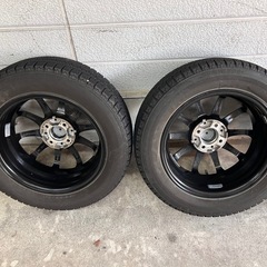 スタッドレスタイヤの画像