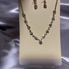 ブライダルアクセサリーセットの画像