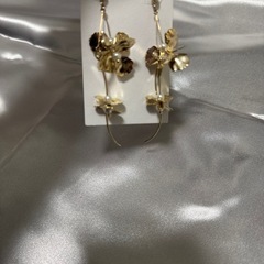 ブライダルアクセサリーセットの画像