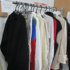 ブランドTシャツ300円の画像