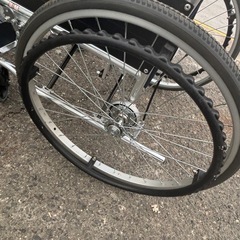 マキテック 自走式 車椅子 介護用 折り畳みの画像