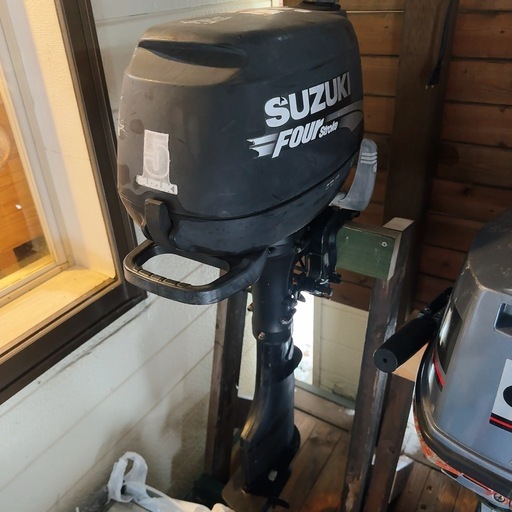 ススキSUZUKI4ストローク船外機　5馬力