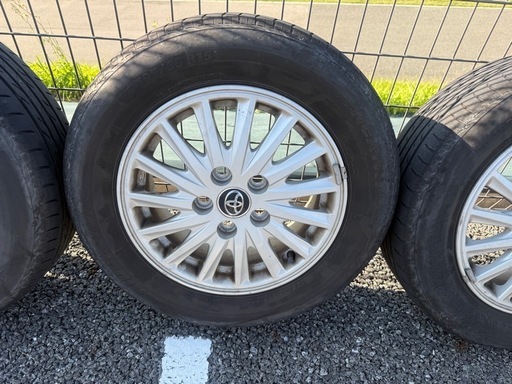 大阪手渡し！ノア 80ハイブリッド　純正アルミホイール タイヤBRIDGESTONE トヨタ 4本セット195 65 15