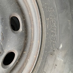 スノータイヤ　軽トラタイヤホイルセット (5本) 145R12の画像