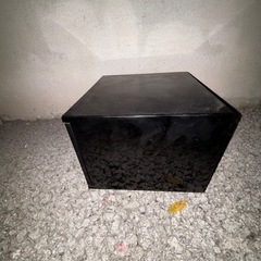 🌸✨ ユリ模様の 漆器 小物入れ / 蓋付き / 和雑貨 / アクセサリーケースの画像