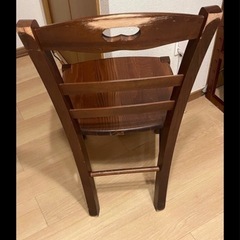 イタリア製ダイニング椅子の画像