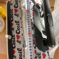 スーツケースの画像