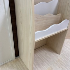 子供用本棚の画像