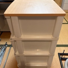 ニトリ5段タンス
の画像