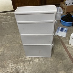 4段収納ケースの画像