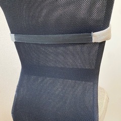 高さ調節できる学習椅子の画像