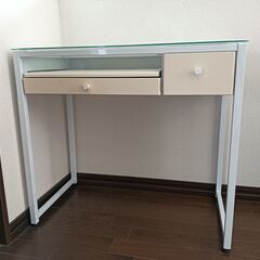 パソコンデスク 学習机 ガラスデスク　近隣なら運べます！の画像