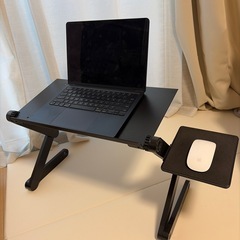 ノートパソコンスタンド　折りたたみ式　アルミ製の画像