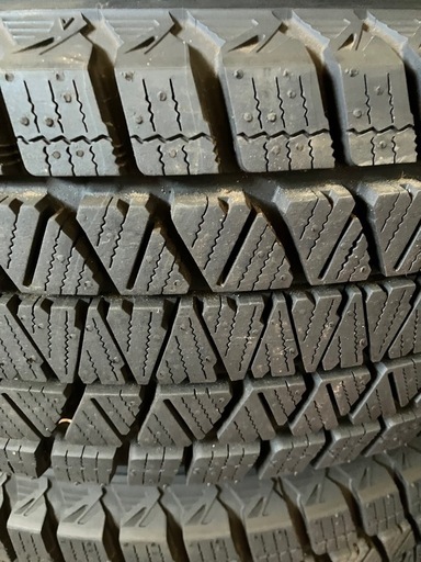【本日限定値下げ！】SUV用スタッドレス BLIZZAK DM-V3 215/70R16 ＋アルミホイールセット