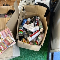 スプレー缶の画像