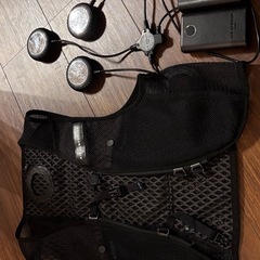 バッテリー２個クロダルマ　ペルチェベストの画像