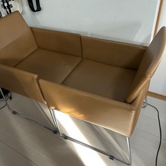 二脚目】キャメルおしゃれダイニングチェアーの画像