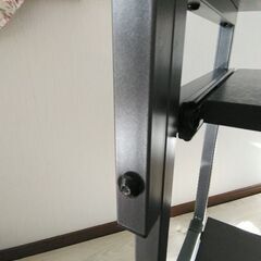 ニトリ購入　パソコンデスクとチェアーの画像