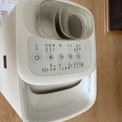 シャープ加熱気化式加湿機 の画像