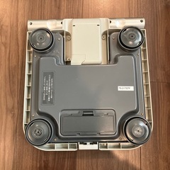 ジャンク　体脂肪計 体重計　オムロンの画像