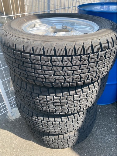 スタッドレス　タイヤホイール　15インチ　4本　215/65R15