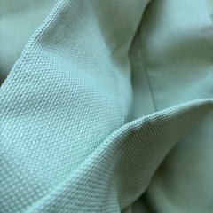 ニトリ　ライムグリーンの遮光カーテンの画像