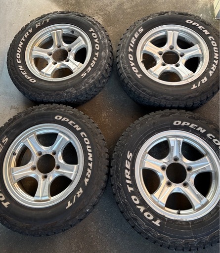 ジムニー　キーラーフィールド　トーヨー　185/85/16