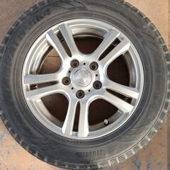 スタッドレスタイヤ、ホイールの画像