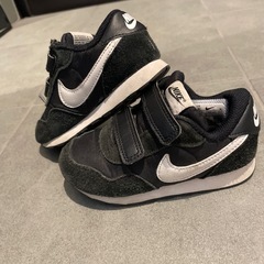 子供靴15.16センチ
の画像