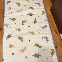 カトージ　ベビーベッド　プレイヤードの画像