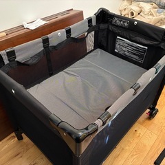 カトージ　ベビーベッド　プレイヤードの画像