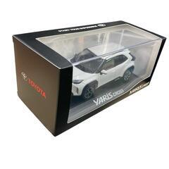 SG00001 現状品 トヨタ ヤリスクロス　ミニカー　1/30　ホワイト [0000000003930]の画像