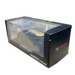 SG00001 現状品 トヨタ　ヤリスクロス　ミニカー　1/30　 フィギュア [0000000003928]の画像