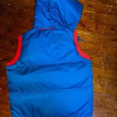 アディダス　ダウンベスト　Lサイズの画像