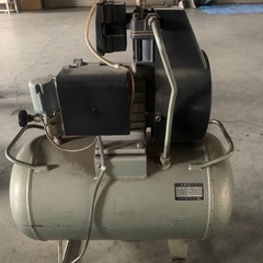 HITACHI オイルフリーベビコンOP-7S　の画像