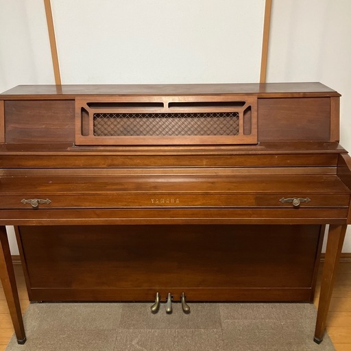 アメリカ製　YAMAHA ピアノ