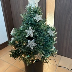 ファイバークリスマスツリーの画像