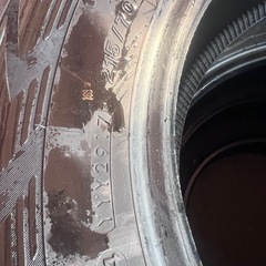 【冬タイヤ4本セット】YOKOHAMA iceGUARD G075 215/70R15 バリ溝 残溝9.5割 冬タイヤ スタッドレスタイヤ 4本セット　中古の画像