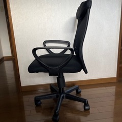 受け渡し完了しました、ありがとうございます、椅子の画像