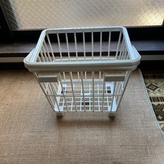 ランドリーバスケット類、4個まとめての画像