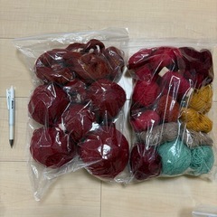 毛糸　大量詰め合わせの画像