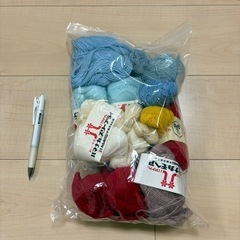 毛糸　大量詰め合わせの画像
