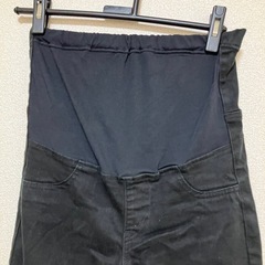 マタニティUNIQLOチノパンの画像