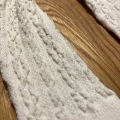 ユニクロ　90 ホワイト編み込みレギンスの画像