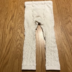 ユニクロ　90 ホワイト編み込みレギンスの画像