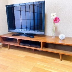 テレビボードの画像
