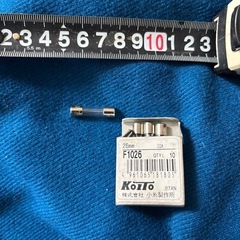 ヒューズ 10Aの画像