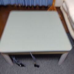 こたつ２台の画像