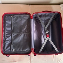 キャリーケース
の画像