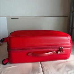 キャリーケース
の画像